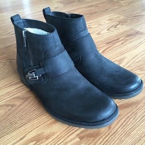 UGG Cheyne Black Leather Boots Womens 9 1095154